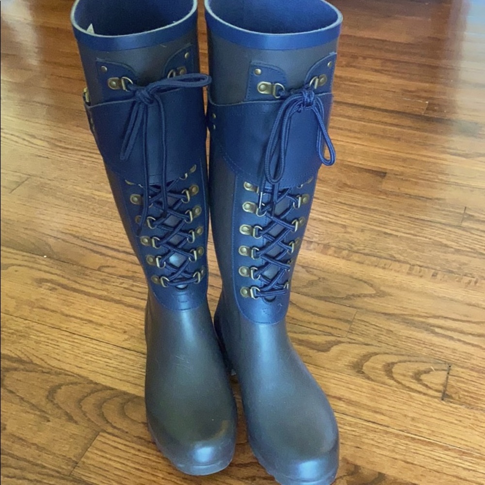 Ugg Madelynn Rainboots Sz 6